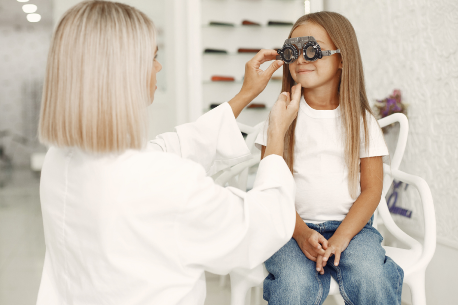 Optometrist Examine Children